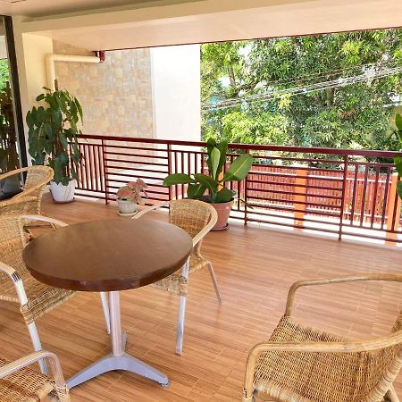 Tessie'S Home Stay Bed & Breakfast Puerto Princesa Exterior foto